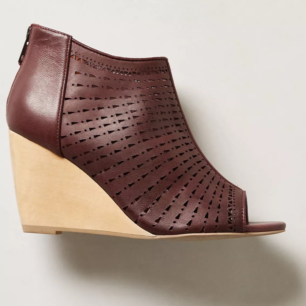 Anthropologie Open Toe Leather Booties Shoes
Maricopa Wedges Schuler & Sons